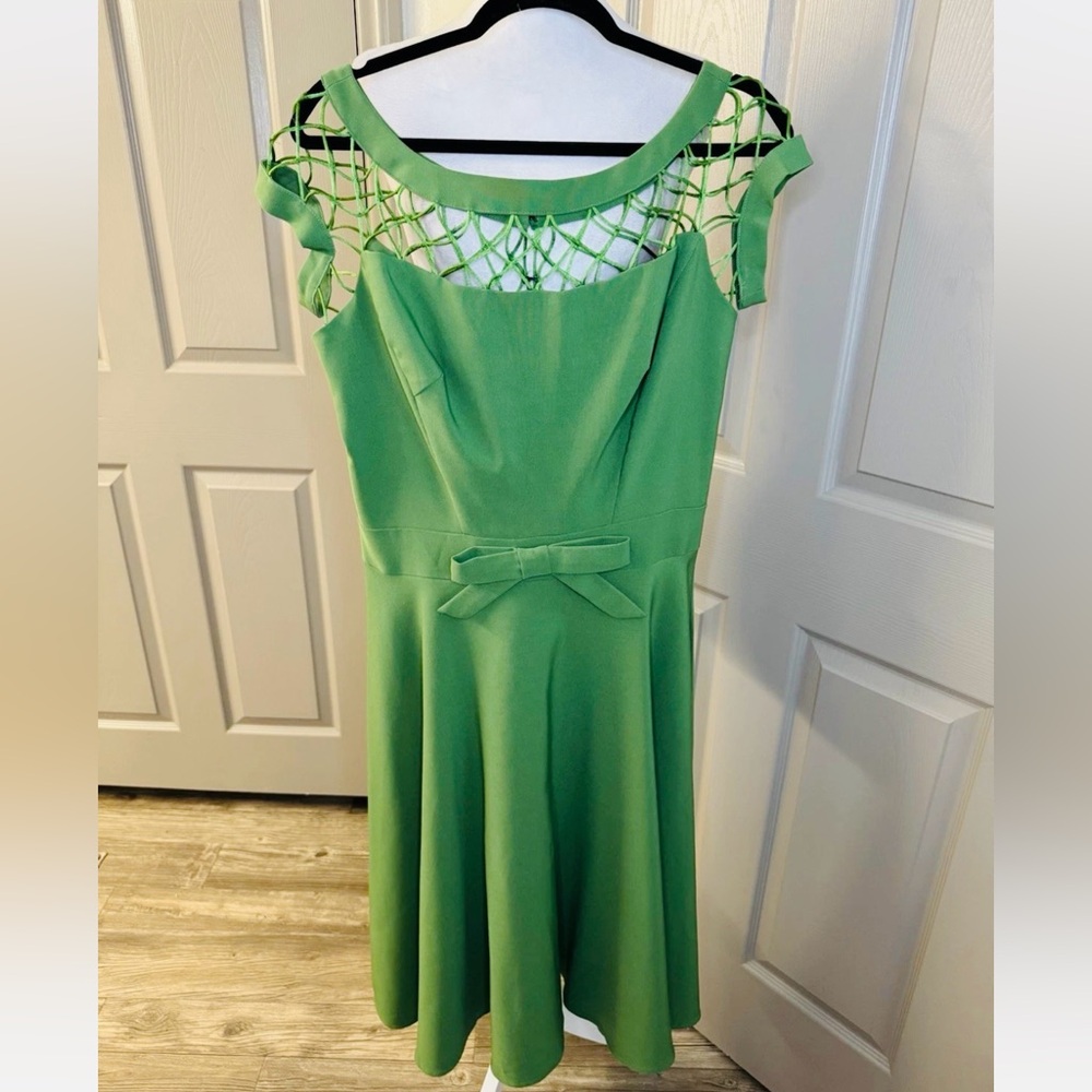 Tatyana Green Dress with Bow Detail
